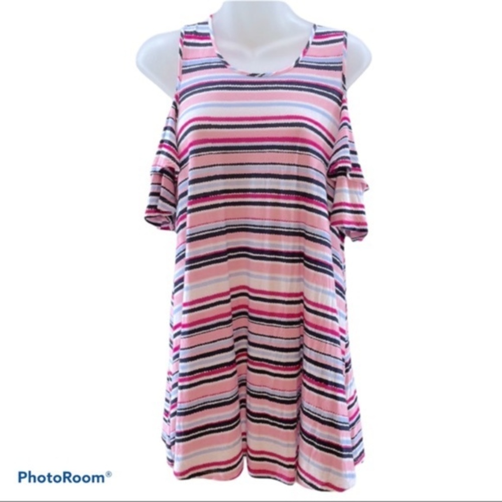 Elle Pink Striped Cold Shoulder Short Sleeve Top M